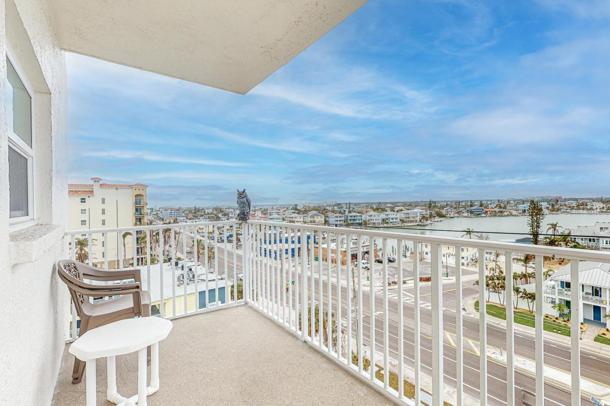 Sea Breeze 608 Apartment St. Pete Beach Exterior photo
